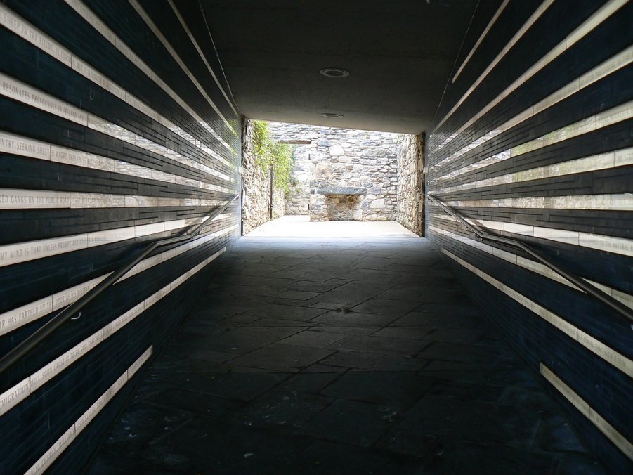 Irish Hunger Memorial: Irish Hunger Memorial 006